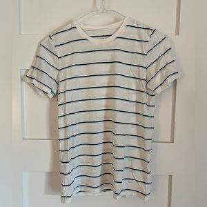 NWOT Everlane blue and white striped t shirt size small